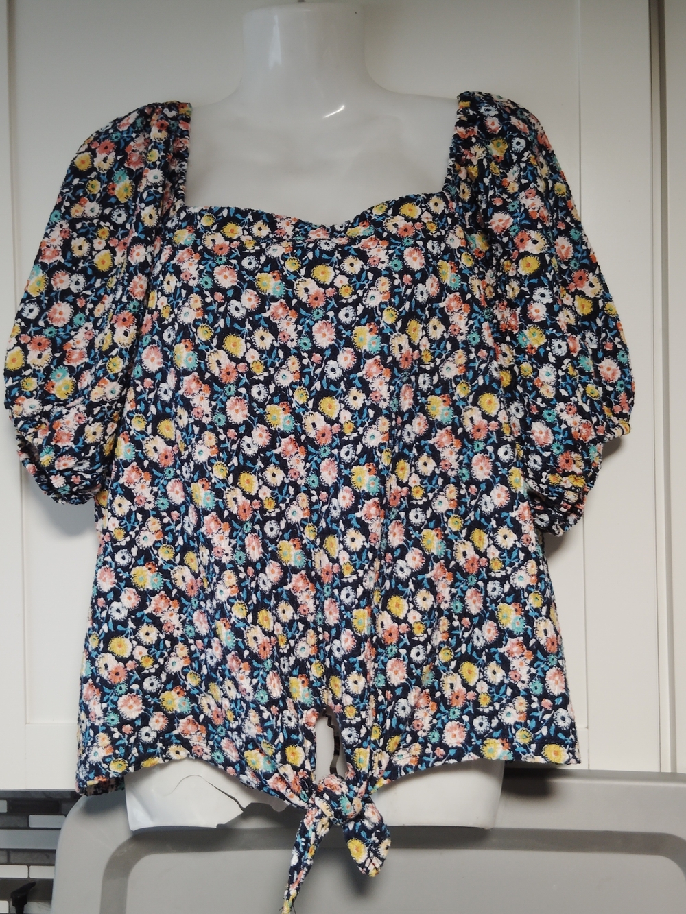 Loft Floral Puff-Sleeve Tie-Front Blouse Sz- L
